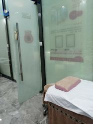 -清颜专业祛痘连锁店