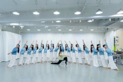 -深舞形体民族舞蹈工作室