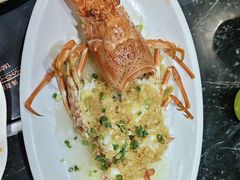 龙虾蒜蓉蒸-小海豚•老字号海鲜餐厅(天涯店)