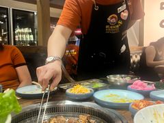 -明洞阿姨·韩式酱蟹烤肉·创意料理(三元桥店)