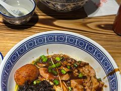 -沪西老弄堂面馆(定西路店)