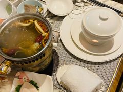-雍和会海鲜姿造自助(湖东路店)