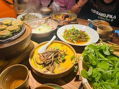 -吃饭皇帝大(长宁龙之梦店)