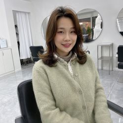 -Moyue HAIR SALON