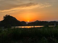 -夏屿湖畔.落日湖景餐厅(普者黑景区店)