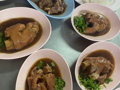 -Kha Mu Charoensang(Silom)