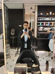 -HAIR CORNER