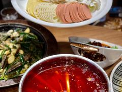 -有红鸡毛店·川菜(建设路店)