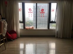 -Mamom club 慢会所(爱丁堡店)