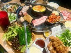 -江南猪肉商会无限续吃(弘大店)