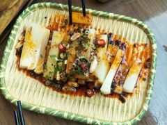 -有红鸡毛店·川菜(建设路店)