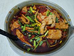 -铁锅哥米线