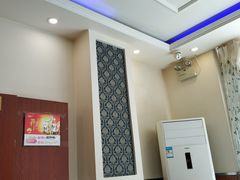 -鑫顺园小骨头羊杂馆(塔湾店)