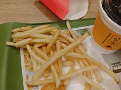 -麦当劳(杭州西湖银泰百货店)