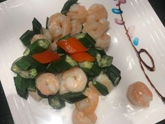 -隆江大酒店(雯婕商务楼店)