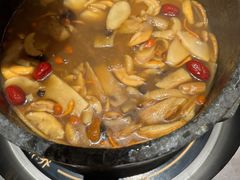 -蘑界·野生菌火锅(深业上城店)