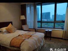 -天鹅湖大酒店