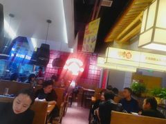 大堂-怪噜范·老贵阳街头名小吃(鸿通城店)