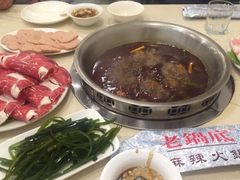 -台北吴记老锅底麻辣火锅(蓝村路店)
