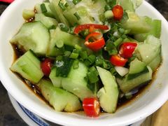 -沪小二炭火蛙锅(淮海中路美食不夜城店)