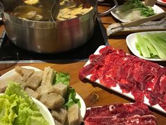 -牛很鲜潮汕牛肉火锅(椒江店)