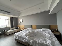 -江门新会碧桂园凤悦凤凰酒店(万达广场店)