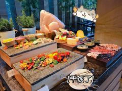 -松山湖凯悦酒店·Café自助餐厅·周末火舞秀表演