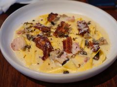 -ROAST coffee & eatery