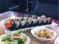 金枪鱼寿司-郑阿姨的家·이모네·韩料&烤肉(武川路店)