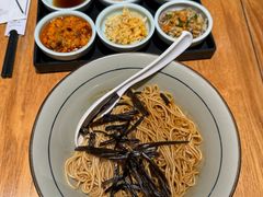 -蟹黄鱼·海派深夜面馆(巨鹿路店)