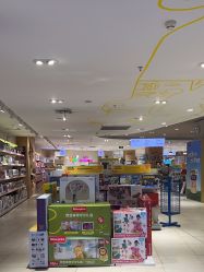 -孩子王(静安大融城店)