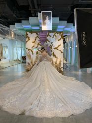 -欣薇婚纱(新源乐汇城店)