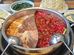 -周师兄大刀腰片火锅(财富中心店)