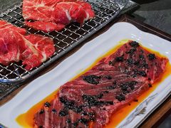 -铭牛烧肉·和牛海鲜自助(高新月牙湖店)