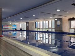 -小蓝鲸游泳培训基地(石景山店)