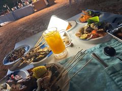 -亚龙湾希尔顿自助餐厅·海鲜·烧烤·沙滩BBQ·现场乐队