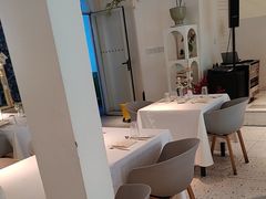 -春树下·树屋花房西餐厅(罍街AS1980店)