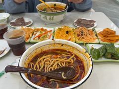 -伊穆祥牛肉面总店·清真
