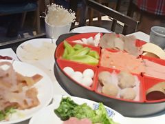 -重庆刘一手火锅(三峡广场直营店)