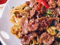 干炒牛肉芥兰粿条-华威达牛庄(黄埔大道西店)