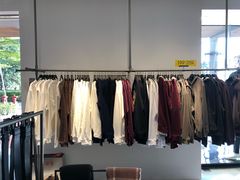 -URBAN REVIVO(欢乐海岸购物中心店)