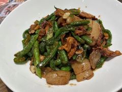 -黄泥岗·地道湖北菜(奥特莱斯店)