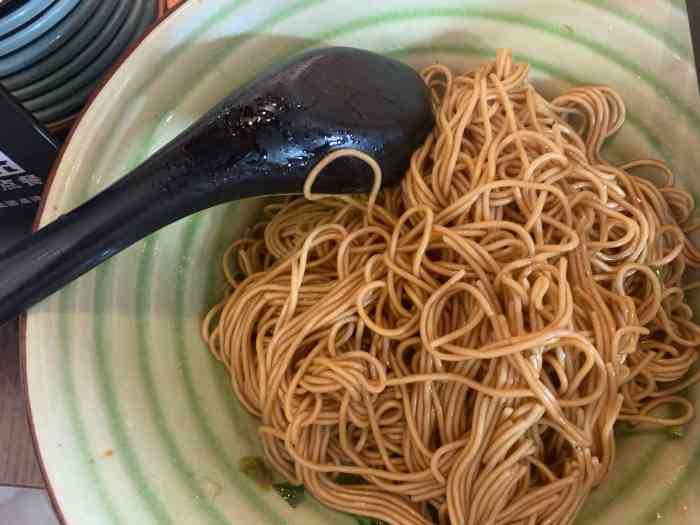 打分 面是细面,味道是无锡味道,浇头是现炒的.