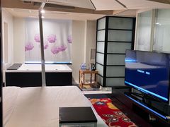 -喜鹊愉家酒店(郑州曼哈顿博览中心地铁站店)