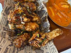 -BHC炸鸡(明洞总店)