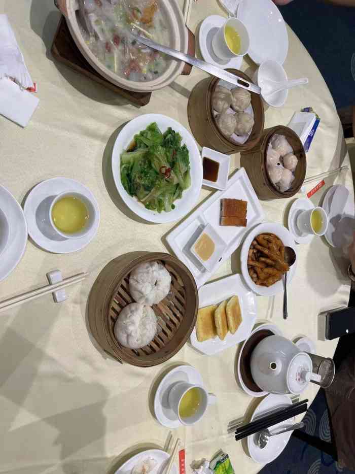 兴悦酒家(环市东路店)-"味道是一贯的不错,特别是点心,价格小贵.