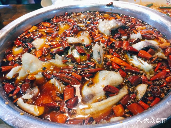 鲜美诚土菜馆(磨子桥店)辣子鱼图片