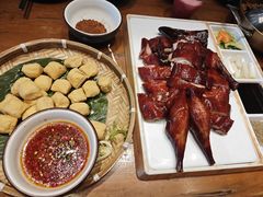 -老滇山寨•云南特色菜•地方菜•民族风情歌舞表演(呈贡店)