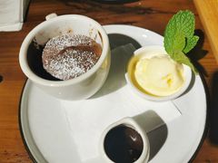 熔岩巧克力蛋糕-MARU玛露音乐餐厅(前滩世贸店)