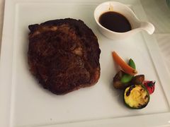-广州塔卢特斯法国旋转餐厅